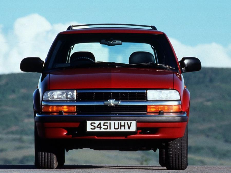  Chevrolet Blazer 1997 года  (UK) (фото 7 из 12)